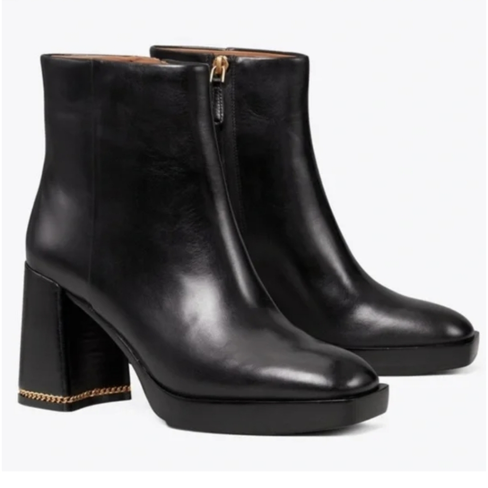 Tory Burch Ruby Block Heel Leather Booties Chain Link Size 8.5